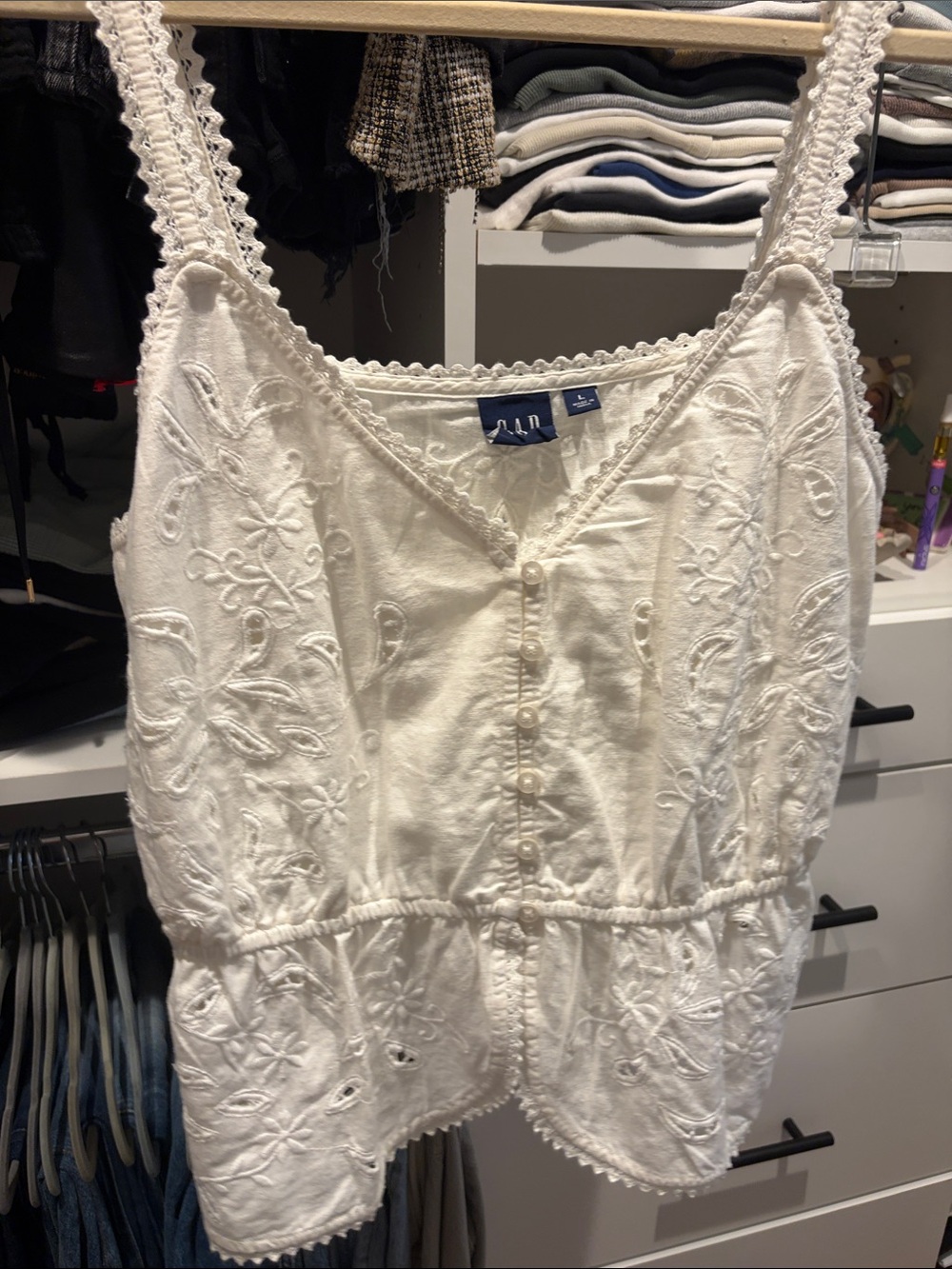 GAP White Embroidered Cotton Eyelet Camisole
